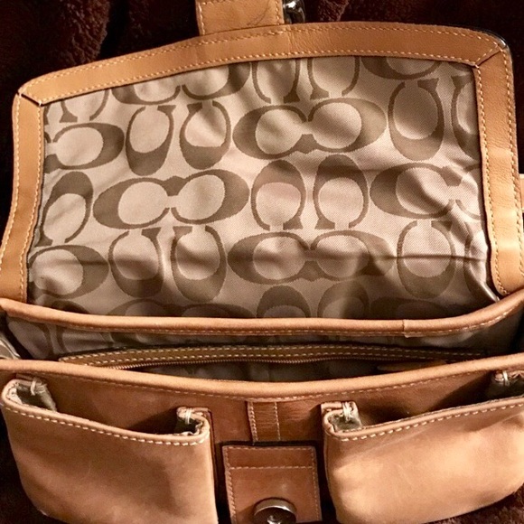 Coach crossbody - Picture 7 of 8